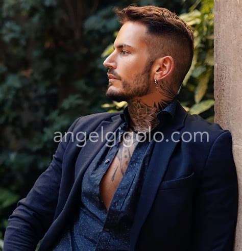 gigolos tarragona|Servicios Exclusivos y Tarifas 